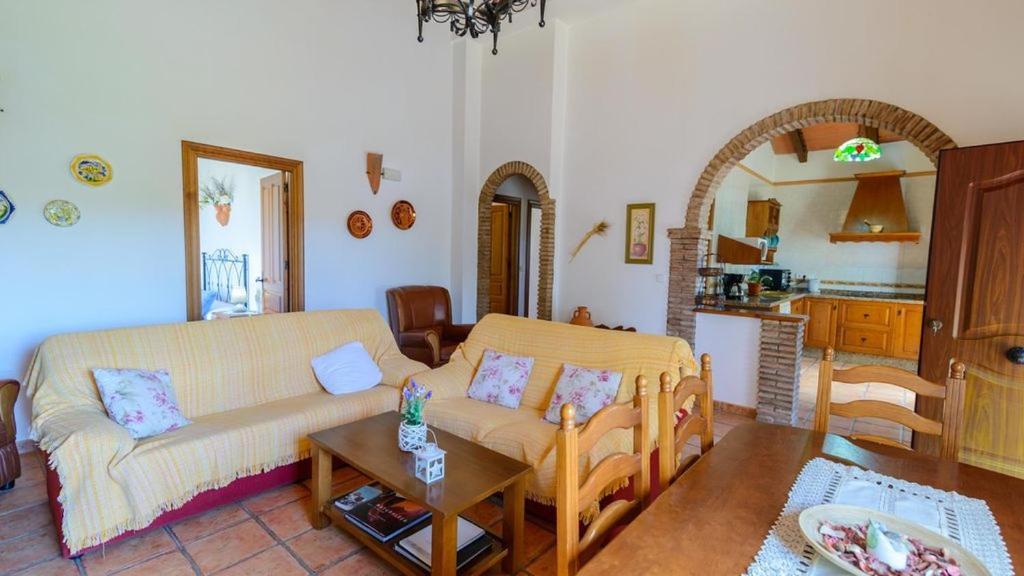 Casa Rural El Guindo Malaga Exterior photo